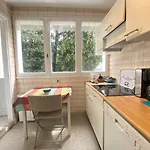 Calme Et Verdoyant: Appart 2 Pieces, Terrasse, Parking, Proche Plage Et Commerces - Fr-1-245-74